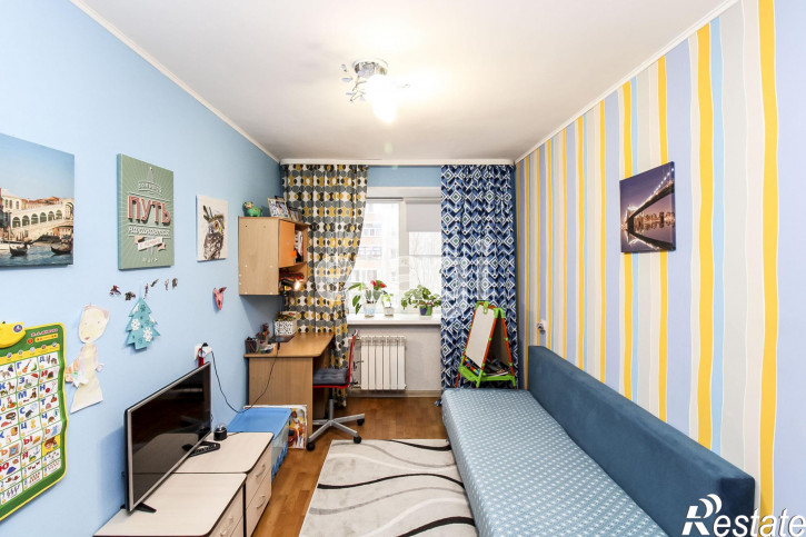 2-комн квартира Сосьвинская, 49