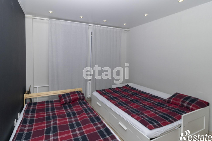 4-комн квартира Малиновского, 8