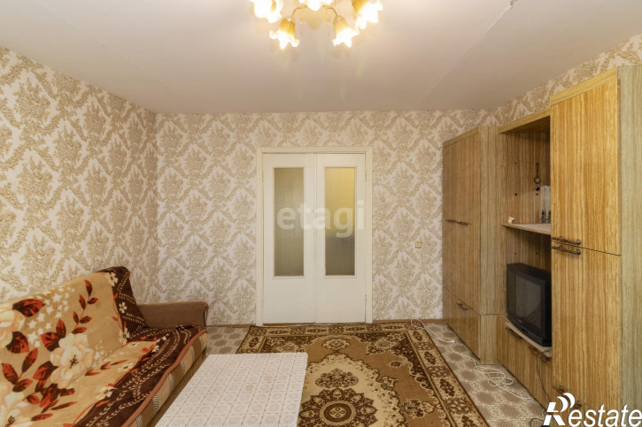 4-комн квартира Елизарова, 8
