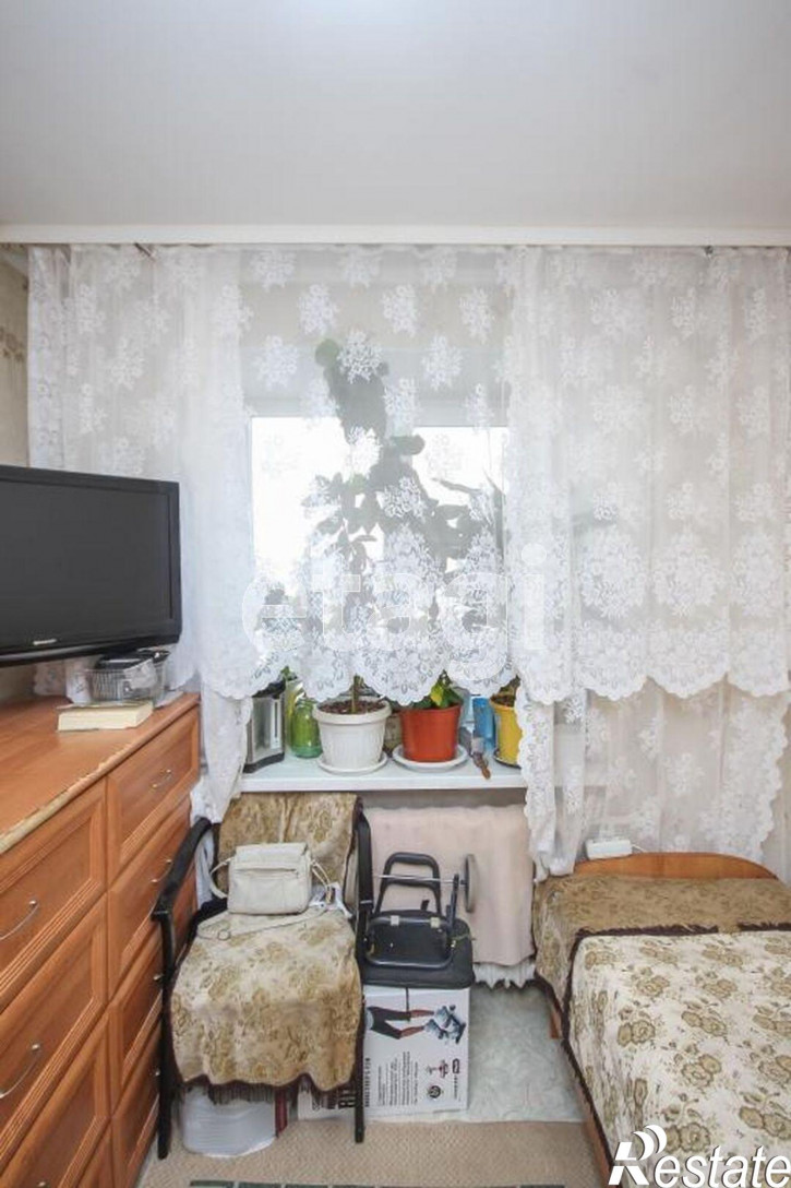 3-комн квартира Ватутина, 19