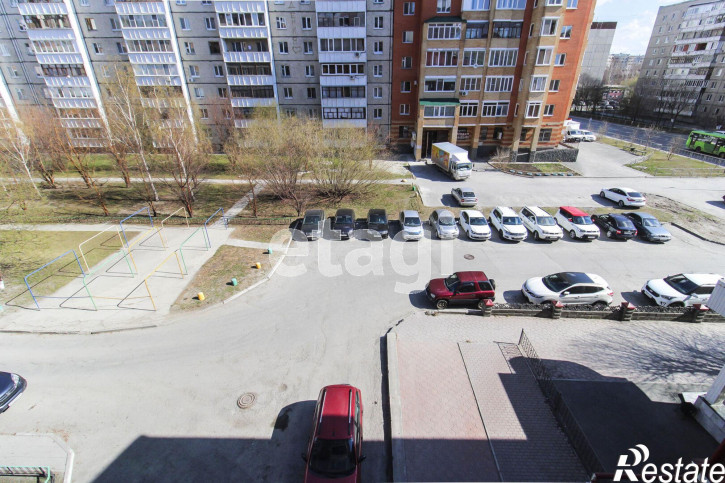 5-комн квартира Моторостроителей, 14