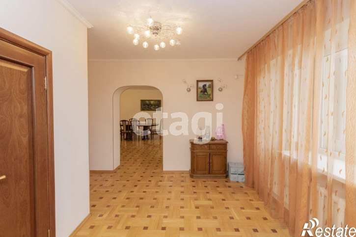 6-комн квартира Свердлова, 35