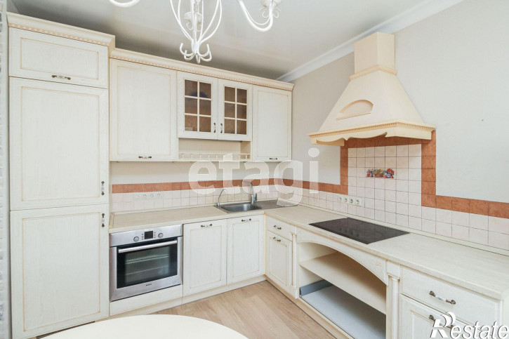 3-комн квартира Энергетиков, 16