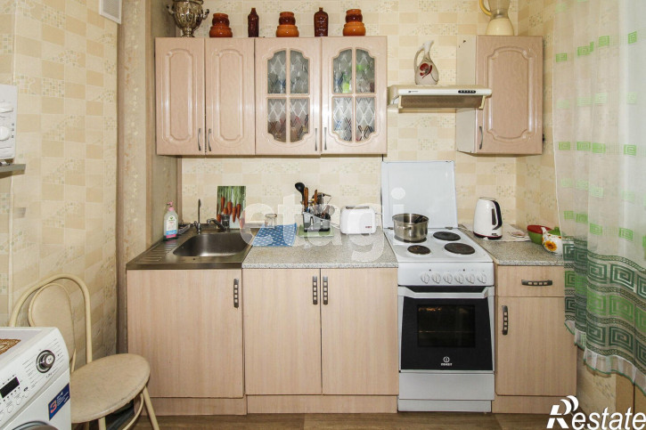4-комн квартира Демьяна Бедного, 83