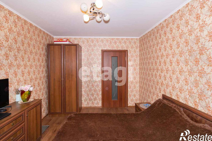 3-комн квартира Домостроителей, 8