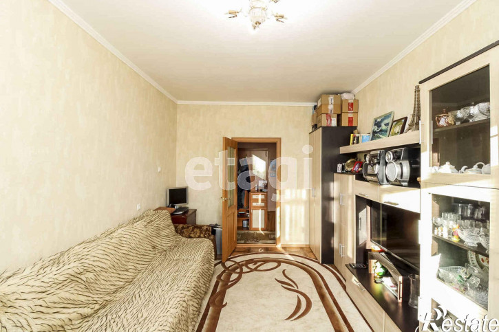 3-комн квартира Жуковского, 74