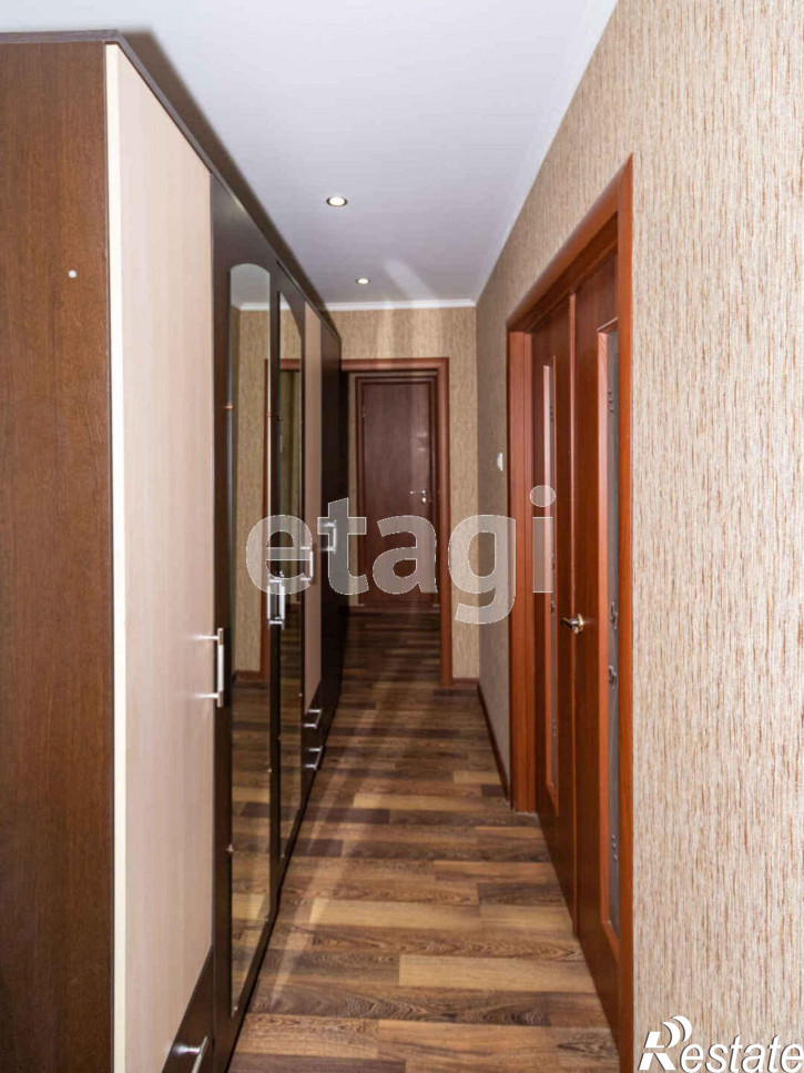 3-комн квартира Домостроителей, 8
