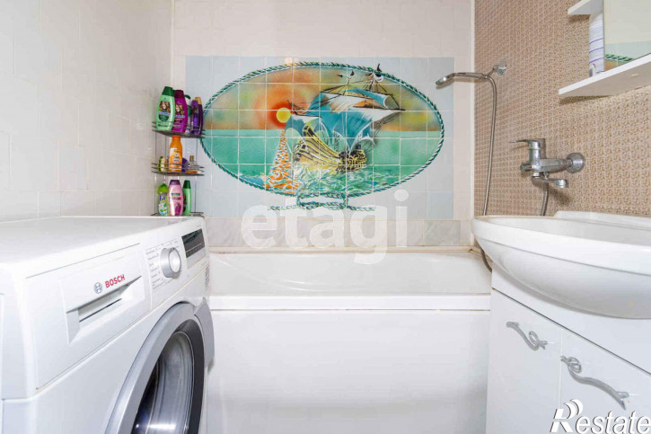 3-комн квартира Домостроителей, 8