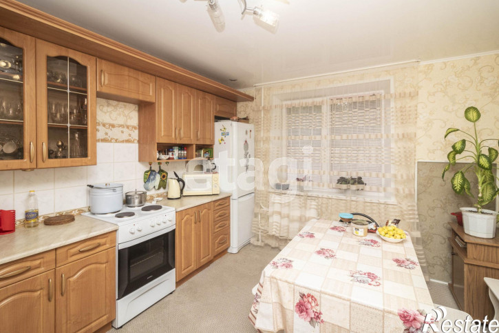 5-комн квартира Широтная, 83