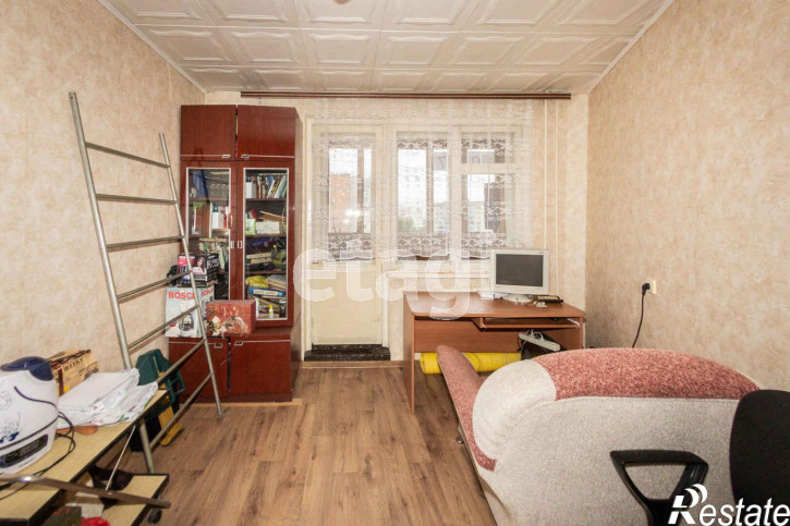 4-комн квартира Моторостроителей, 1