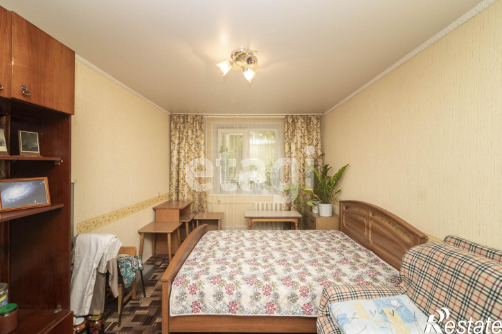 5-комн квартира Широтная, 83