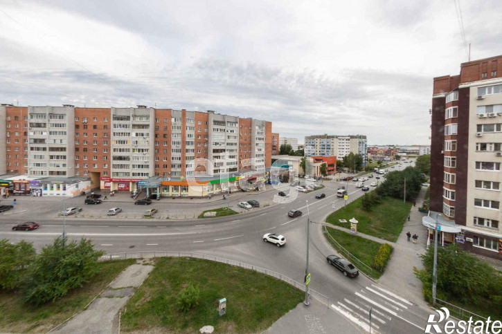 4-комн квартира Моторостроителей, 1