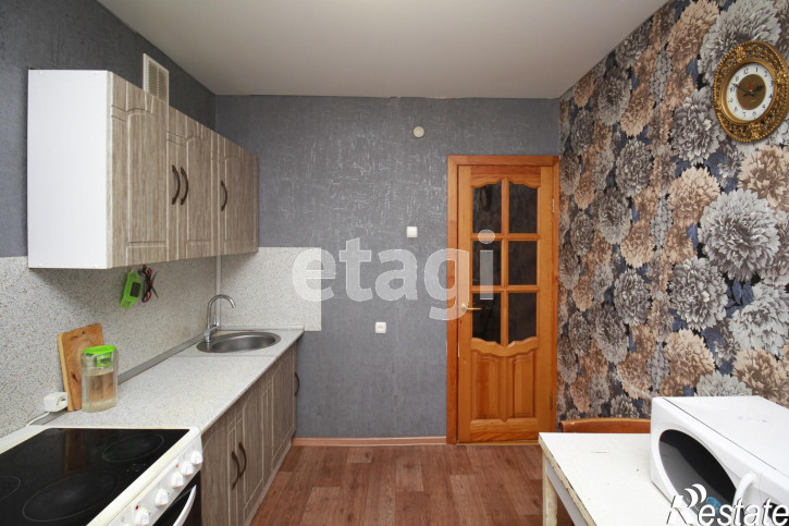 4-комн квартира Домостроителей, 4