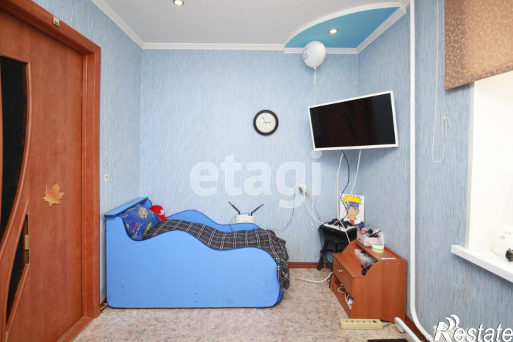 4-комн квартира Домостроителей, 4