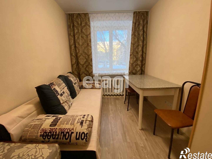 3-комн квартира Мельникайте, 96