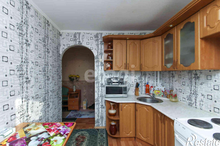 4-комн квартира Олимпийская, 36