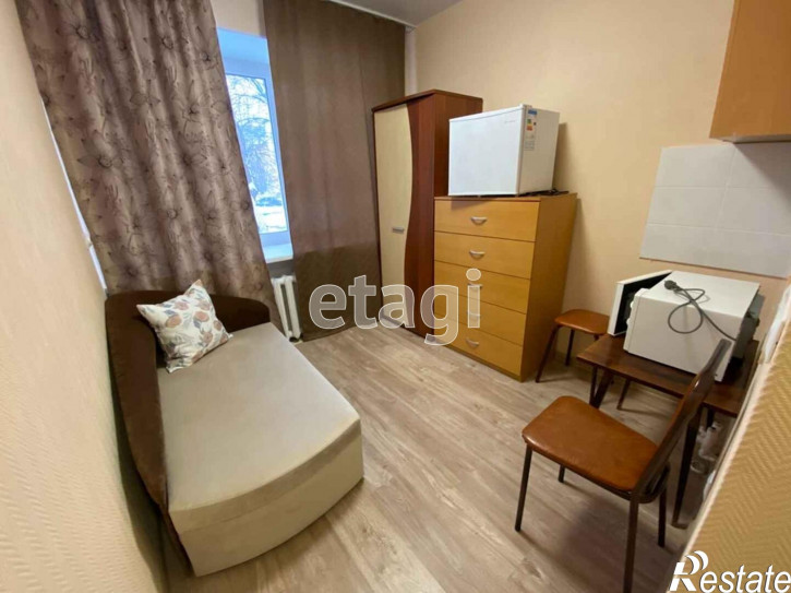 3-комн квартира Мельникайте, 96