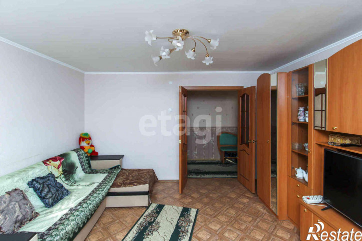 4-комн квартира Олимпийская, 36