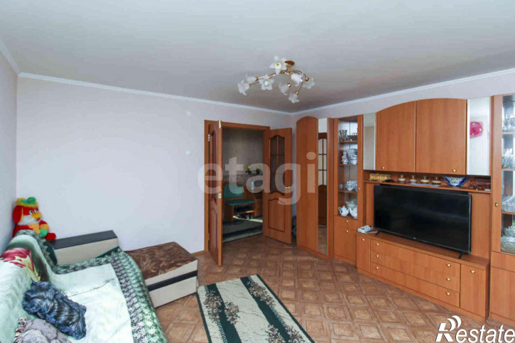 4-комн квартира Олимпийская, 36