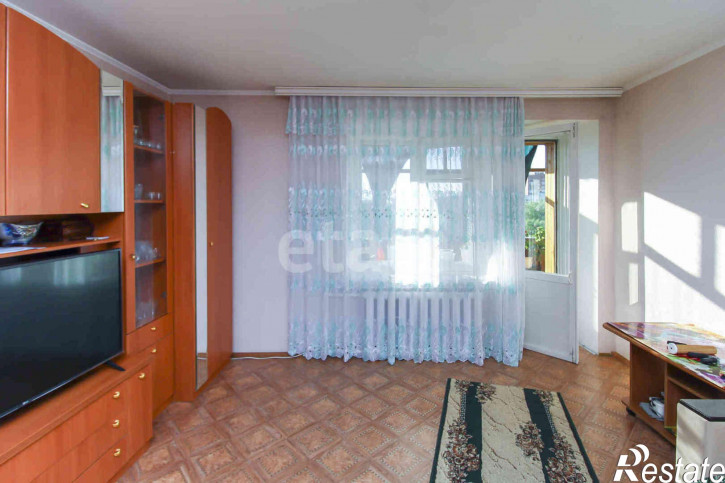 4-комн квартира Олимпийская, 36