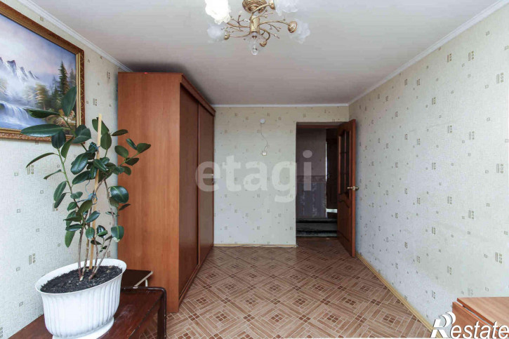 4-комн квартира Олимпийская, 36