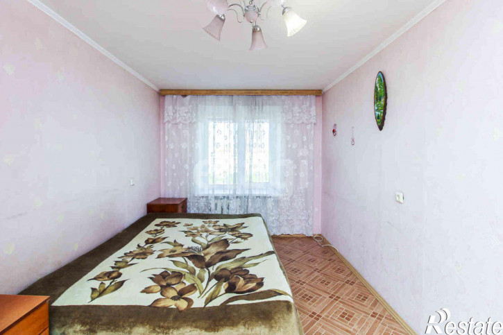 4-комн квартира Олимпийская, 36