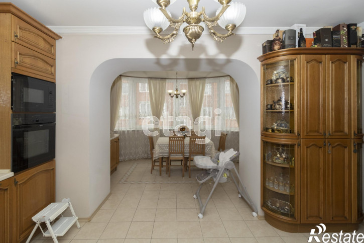4-комн квартира Грибоедова, 15
