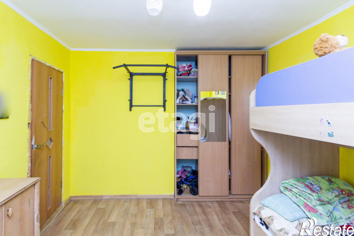 2-комн квартира Республики, 239