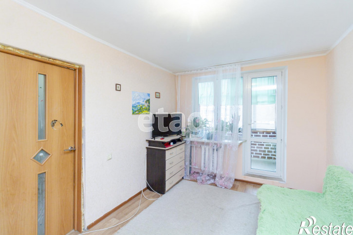 2-комн квартира Республики, 239