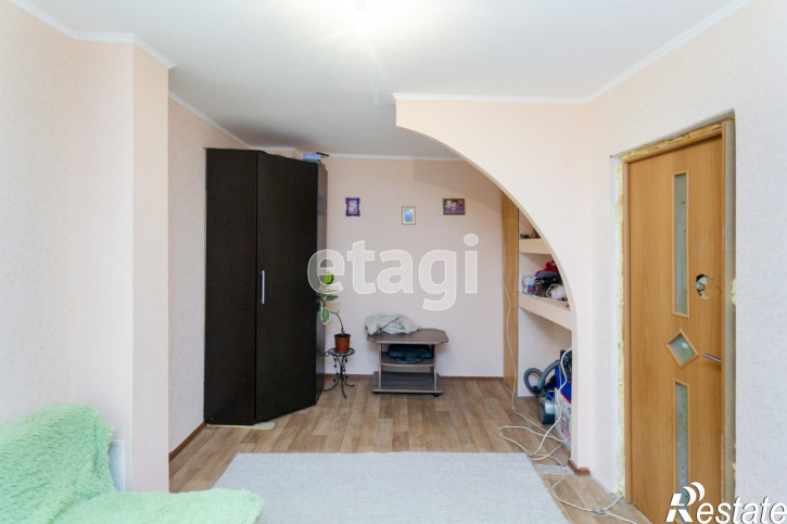 2-комн квартира Республики, 239