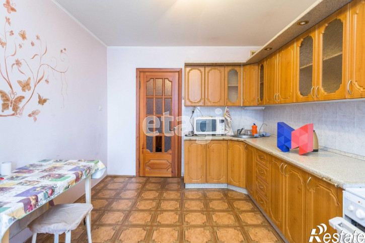 2-комн квартира Мельникайте, 125
