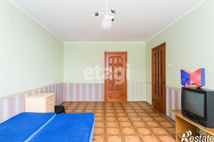 2-комн квартира Мельникайте, 125