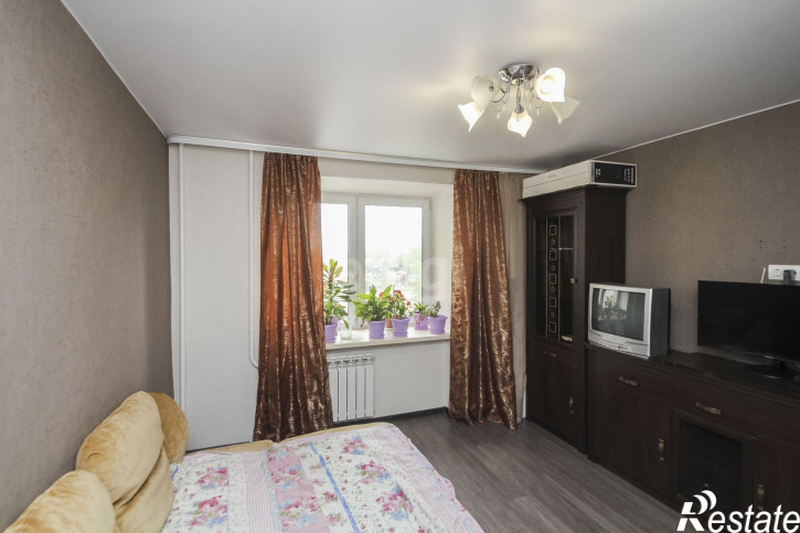 2-комн квартира Избышева, 6