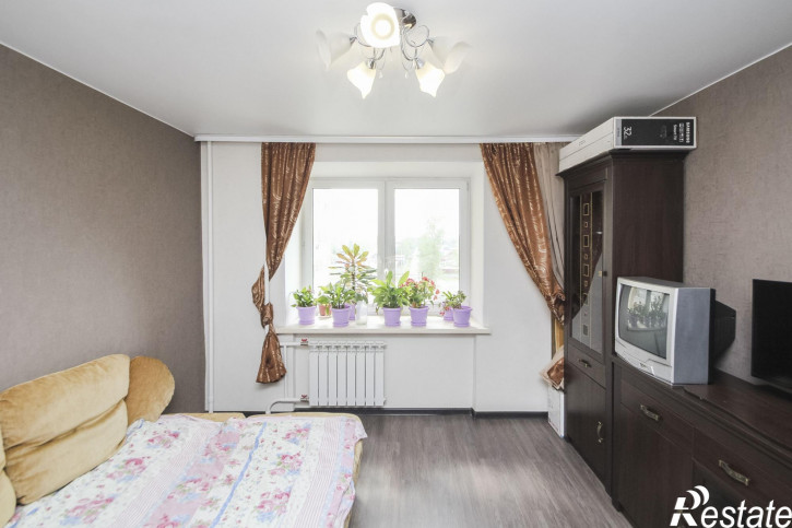 2-комн квартира Избышева, 6