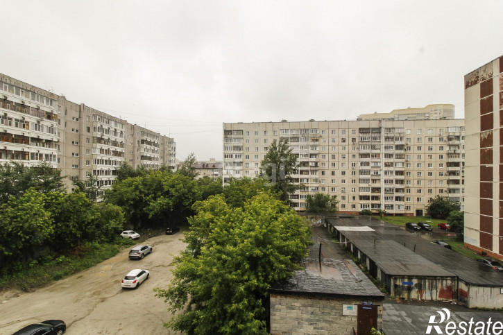 3-комн квартира Уральская, 74/1