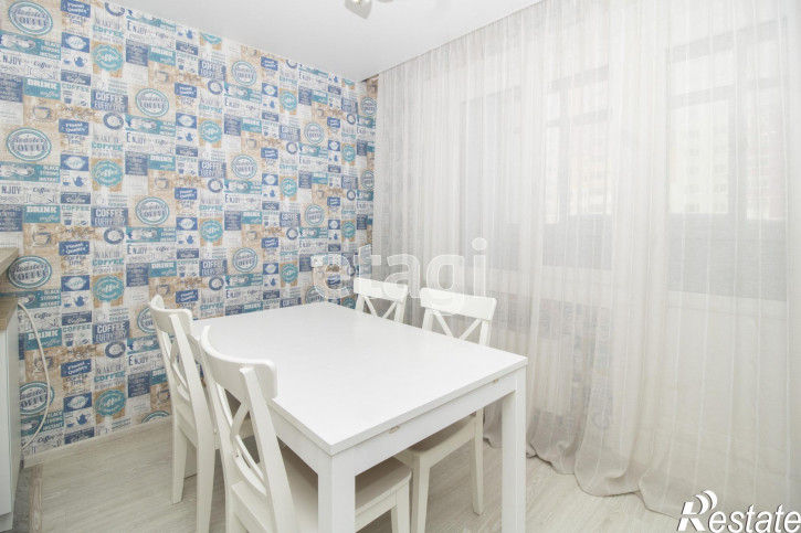 3-комн квартира Созидателей, 3