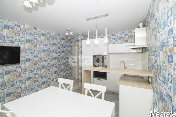 3-комн квартира Созидателей, 3