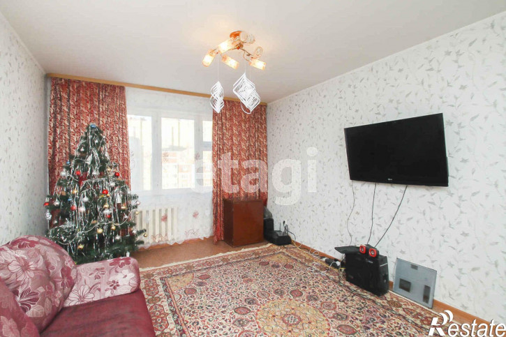 3-комн квартира Энергостроителей, 23