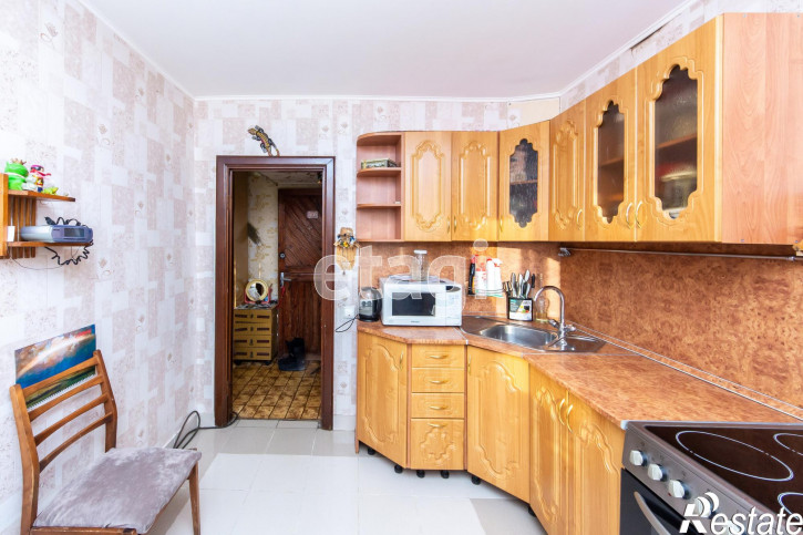 3-комн квартира Пермякова, 23