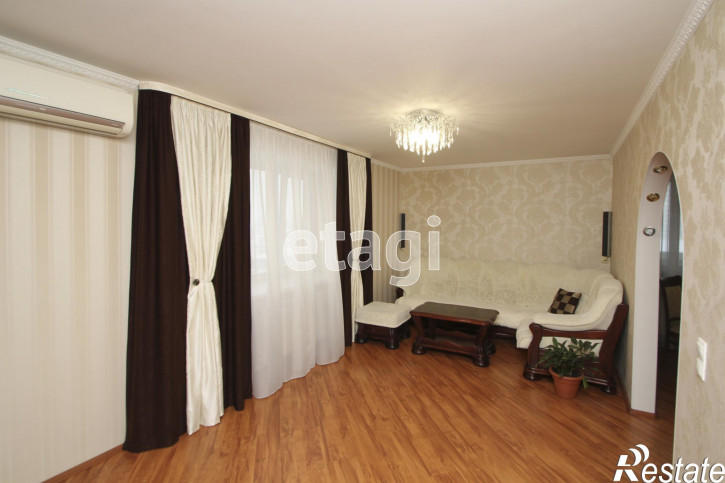 4-комн квартира Ватутина, 79/1