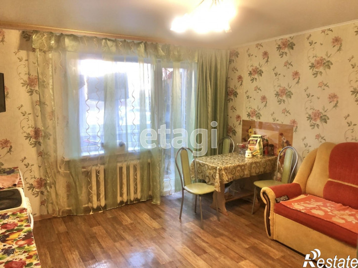3-комн квартира Флотская, 13