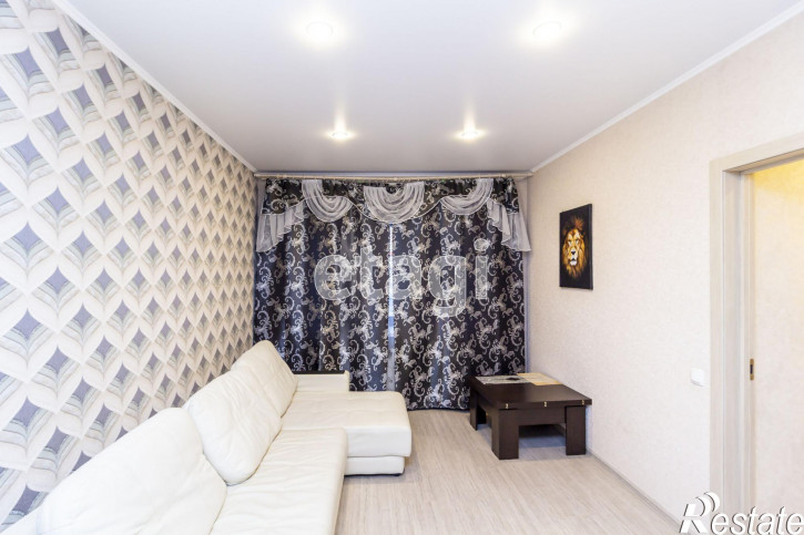 3-комн квартира Харьковская, 66
