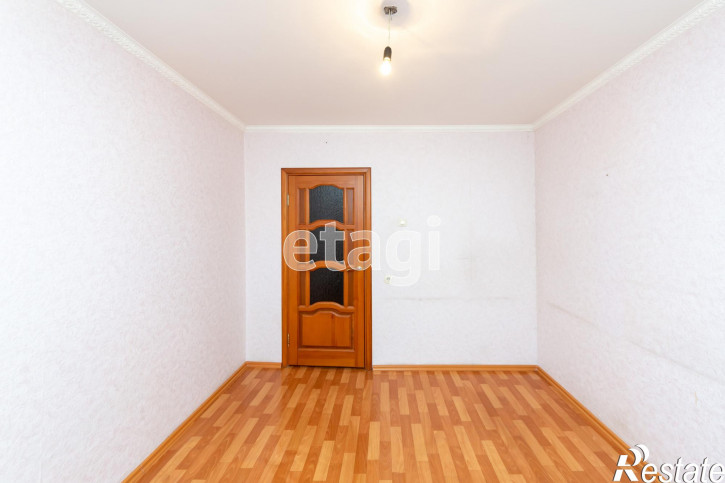 3-комн квартира Моторостроителей, 10