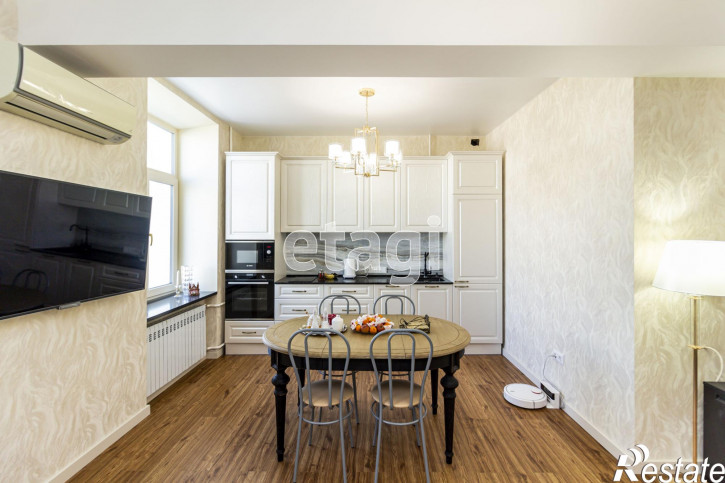 2-комн квартира Республики, 48