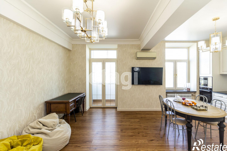 2-комн квартира Республики, 48