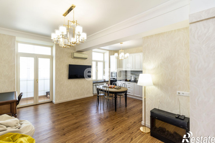 2-комн квартира Республики, 48