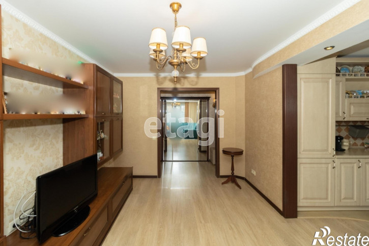 3-комн квартира Энергетиков, 45а
