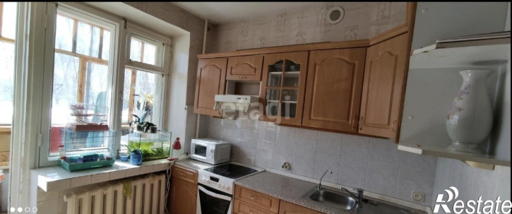 4-комн квартира Мурманская, 65