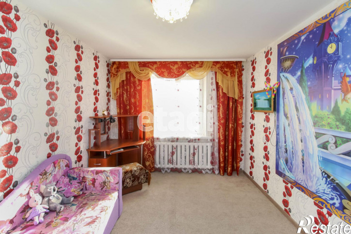 3-комн квартира Домостроителей, 10