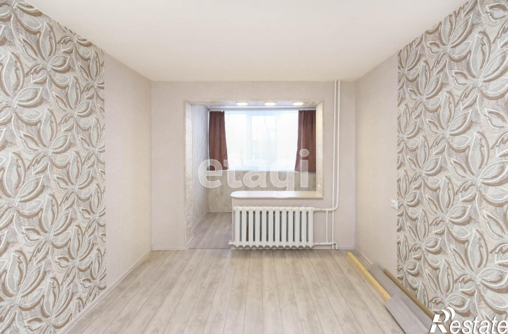 3-комн квартира Домостроителей, 10